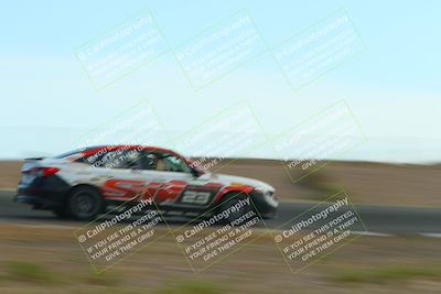 media/Jun-01-2025-CalClub SCCA (Sun) [[eae223c5dd]]/Group 2/Race 2/